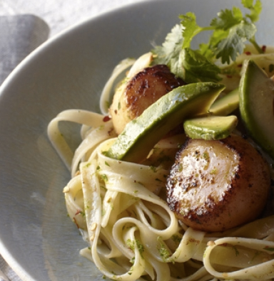 Fettuccine with Scallops, Avocado & Lime